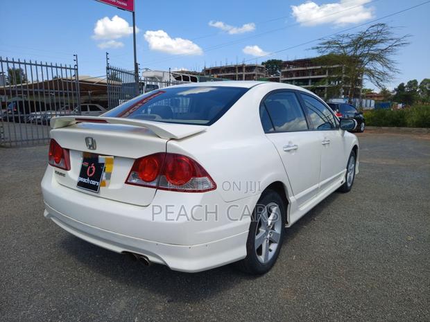 Honda Civic 2006 White