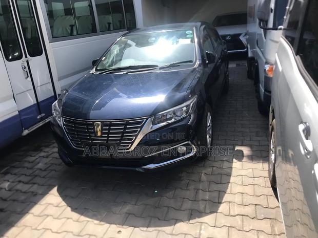 Toyota Premio 2018 Blue