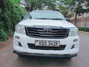 Toyota Hilux 2012 White for sale