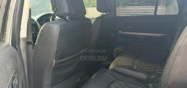 Suzuki Escudo 2009 Gray