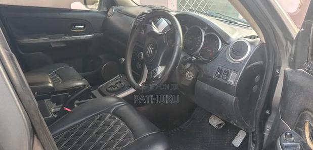 Suzuki Escudo 2009 Gray