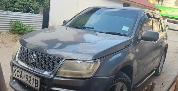 Suzuki Escudo 2009 Gray