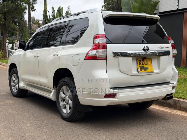 Toyota Land Cruiser Prado 2.7 VVT-i 2015 White