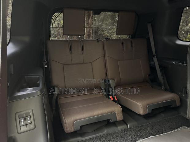 Toyota Land Cruiser Prado 2.8 2024 Brown