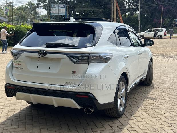 Toyota Harrier 2019 White