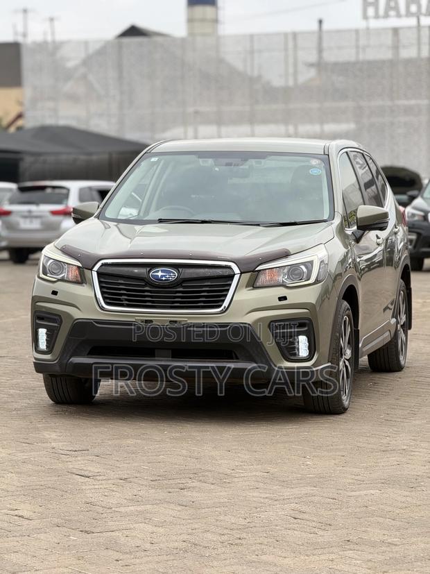 Subaru Forester Premium AWD 2019 Green