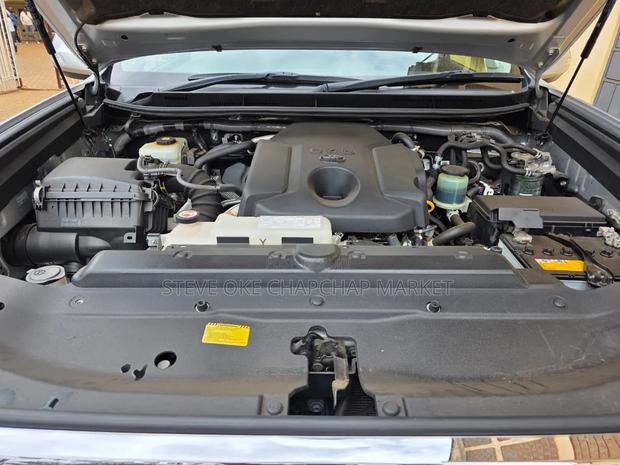 Toyota Land Cruiser Prado 3.0 190hp 2018 Silver