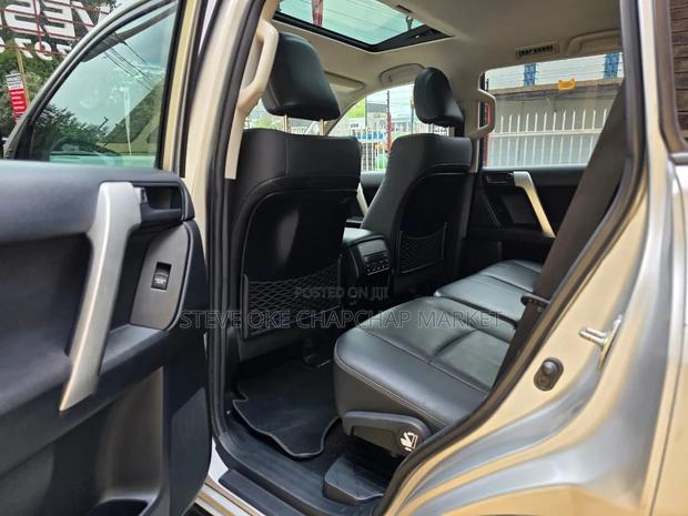 Toyota Land Cruiser Prado 3.0 190hp 2018 Silver