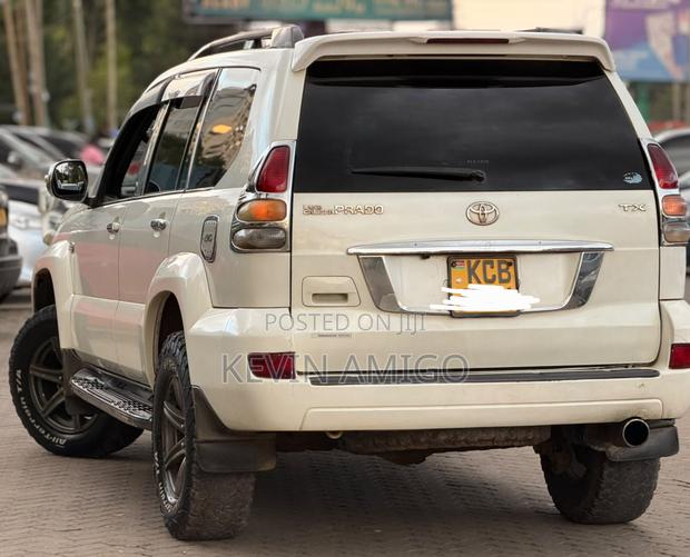 Toyota Land Cruiser Prado 2007 White