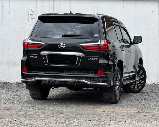 Lexus LX 570 AWD 2019 Black