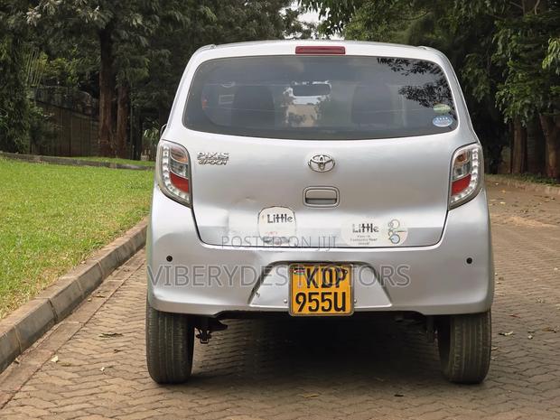 Toyota Pixis 2016