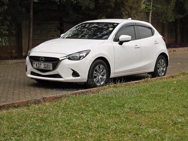 Mazda Demio 2018