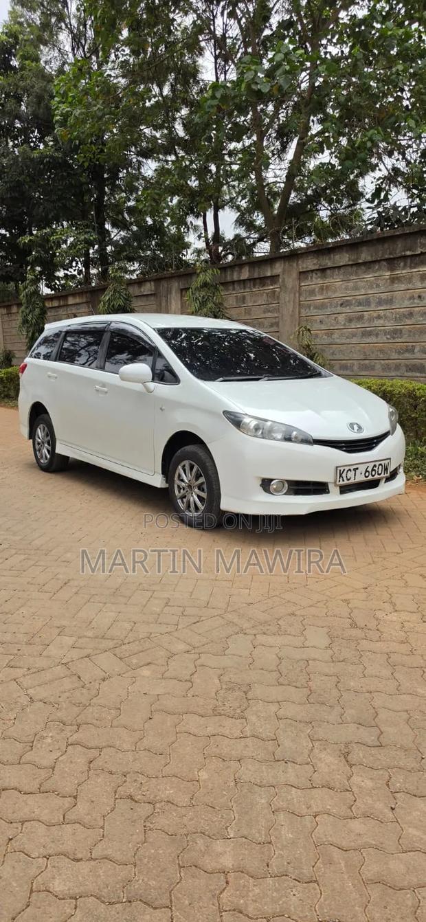 Toyota Wish 2012 White