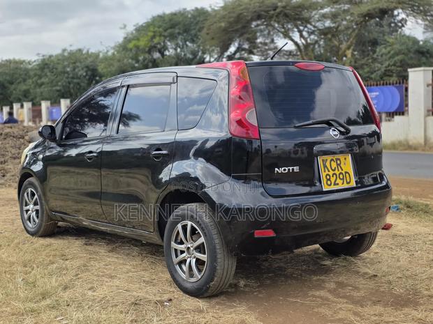 Nissan Note 2011 Black