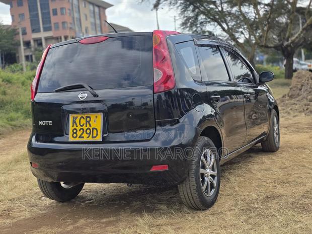 Nissan Note 2011 Black
