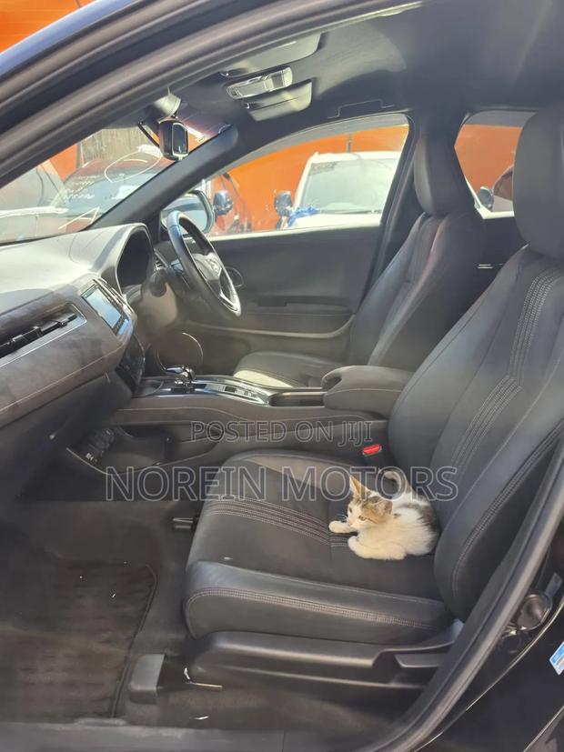Honda Vezel 2019 Black