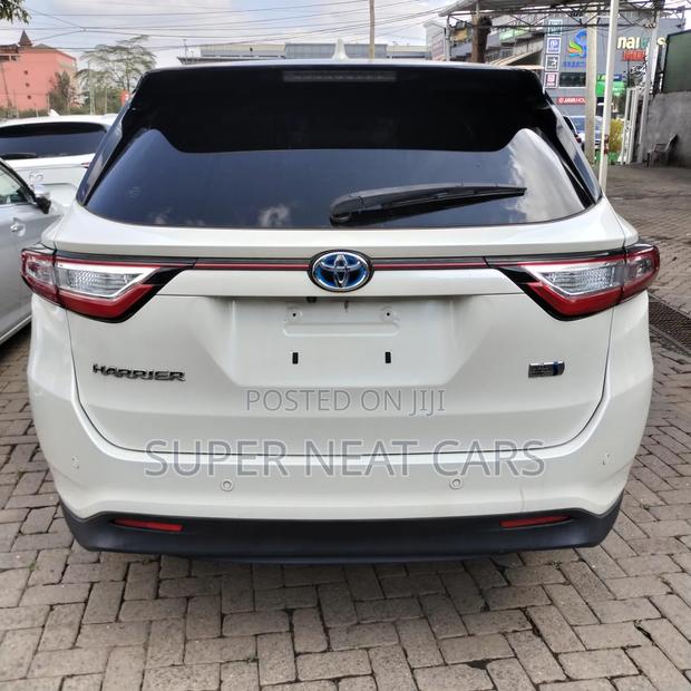 Toyota Harrier 2019 White