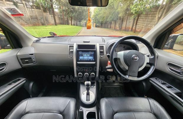 Nissan X-Trail 2009 Red