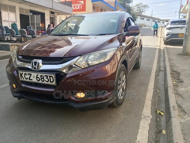 Honda Vezel 2014 Maroon