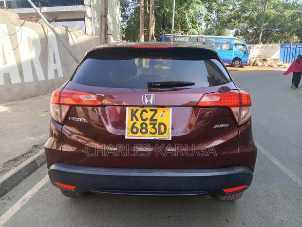 Honda Vezel 2014 Maroon