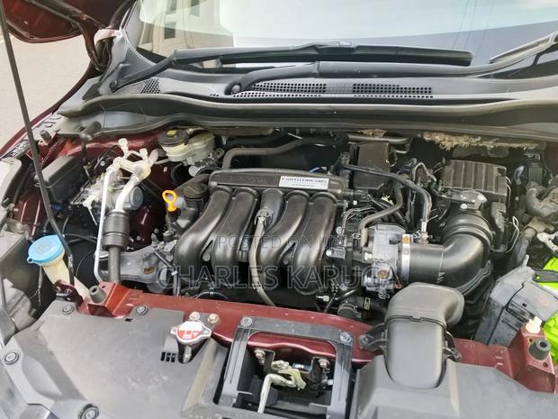 Honda Vezel 2014 Maroon