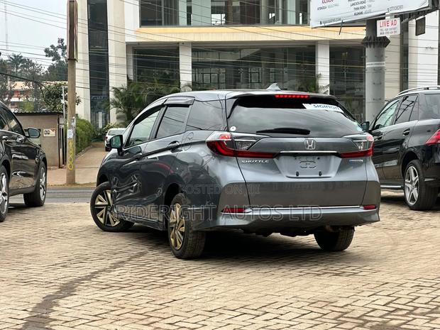 Honda Fit Shuttle 2019 Gray