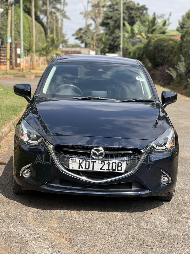 Mazda Demio 2018 Blue