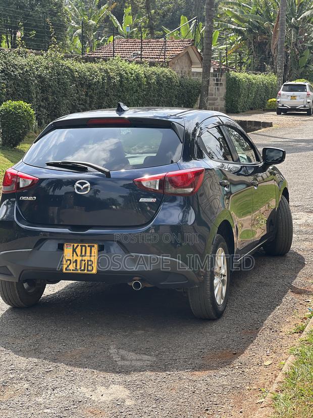 Mazda Demio 2018 Blue