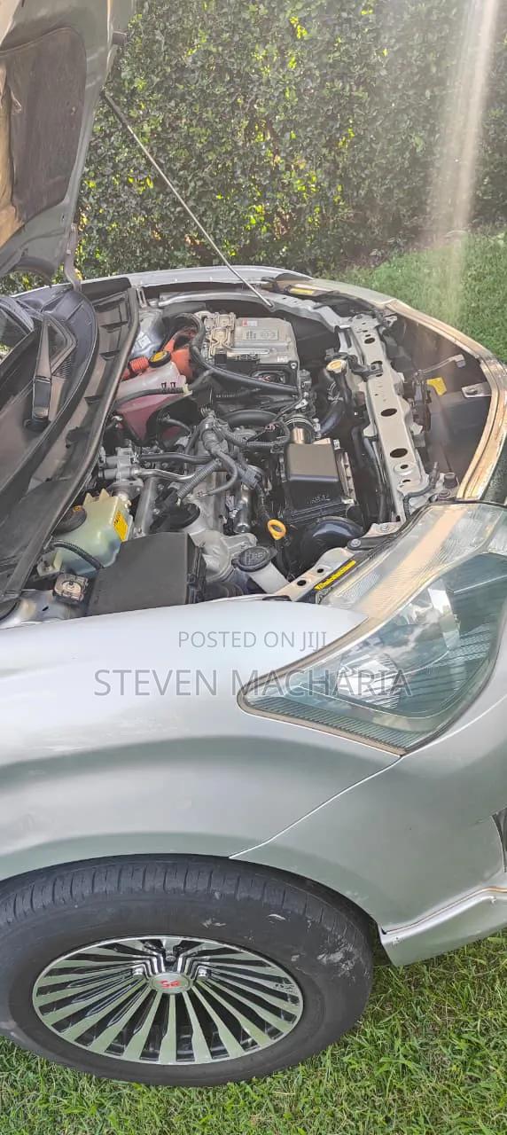 Toyota Corolla Fielder 2012 Silver
