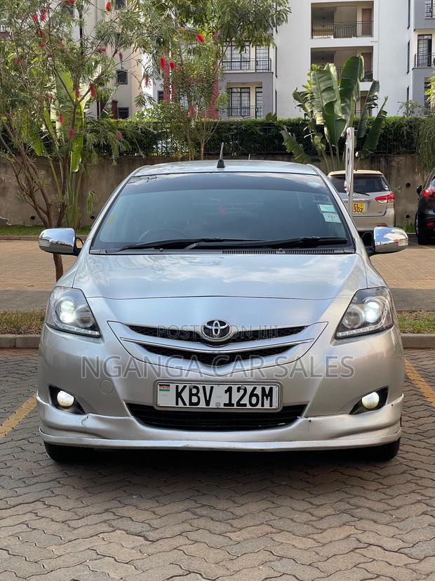 Toyota Belta 2007 Silver