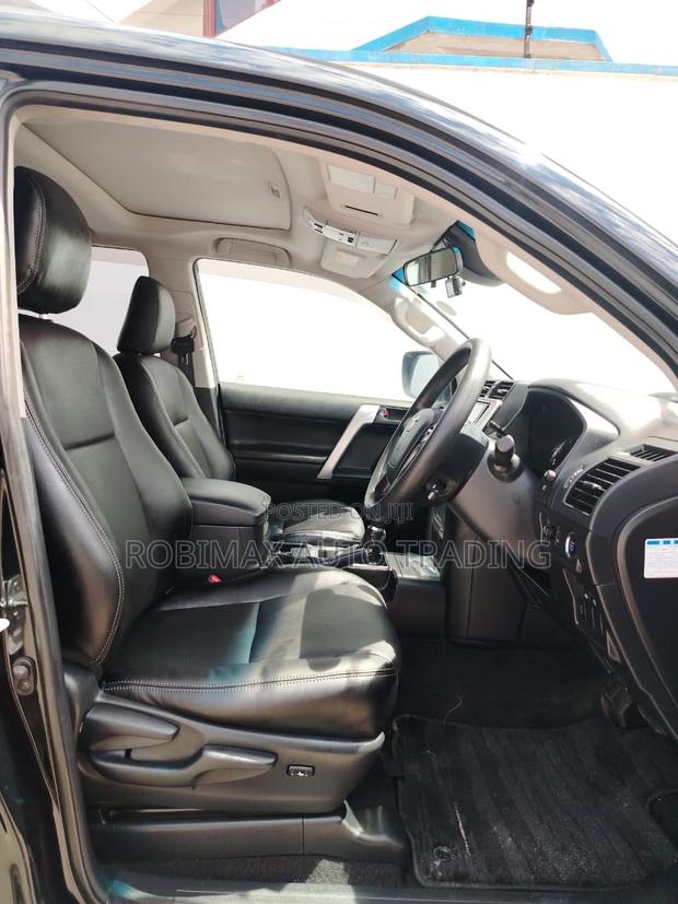 Toyota Land Cruiser Prado 2019 Black