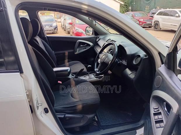 Toyota RAV4 2008 White