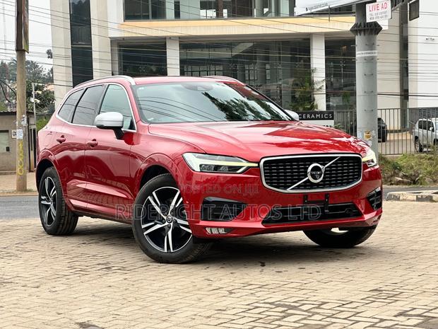 Volvo XC60 2019 Red