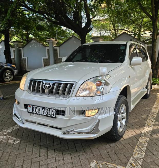 Toyota Land Cruiser Prado 2009 White