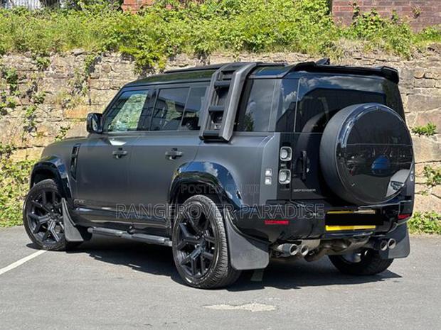 Land Rover Defender X 2021 Gray