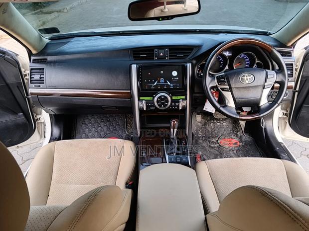 Toyota Mark X 2014 White