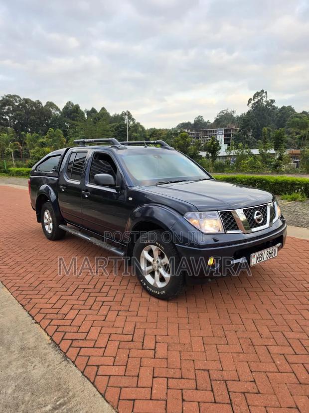 Nissan Navara 2007 Blue