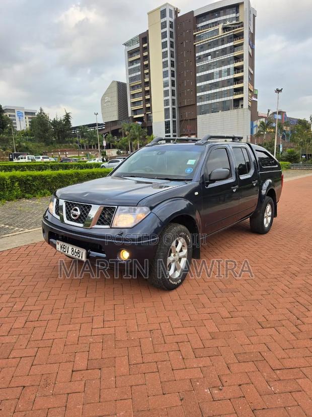 Nissan Navara 2007 Blue