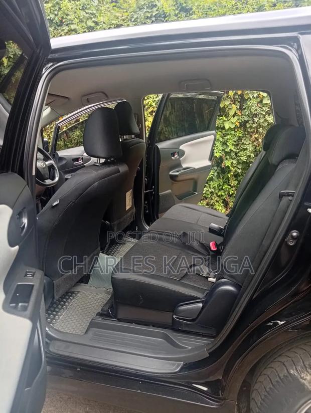 Toyota Wish 2012 Black