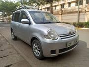 Toyota Sienta 2010 Silver for sale