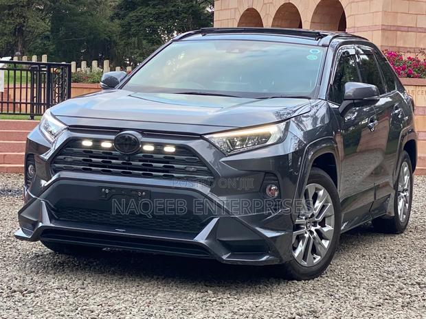 Toyota RAV4 2020 Gray