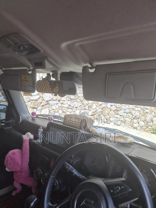 Suzuki Jimny 2018 Beige