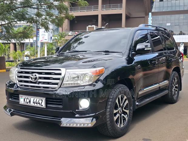 Toyota Land Cruiser Prado 2012 Black