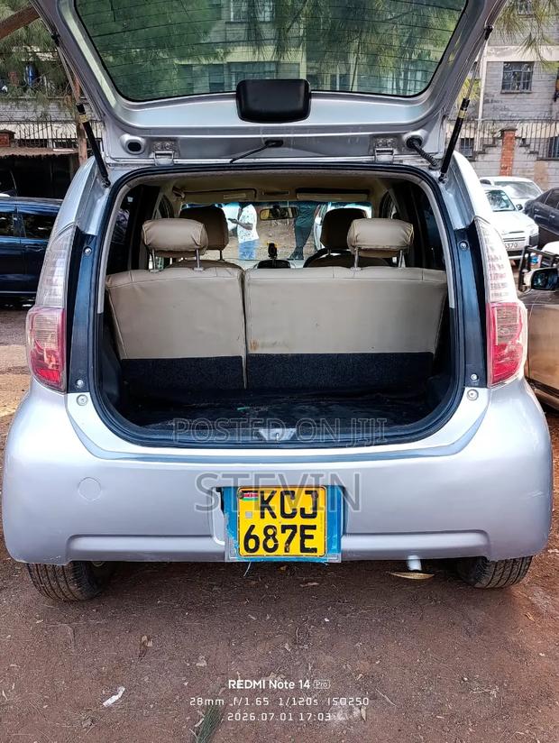 Toyota Passo 2006 Silver