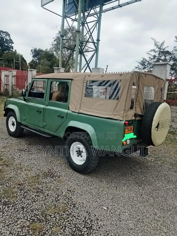 Land Rover Defender 1998 Green