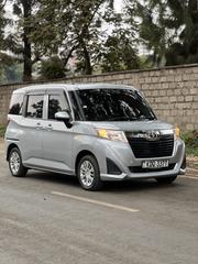 Toyota Pixis 2018 Silver for sale