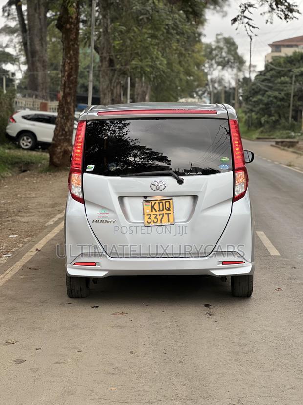 Toyota Pixis 2018 Silver