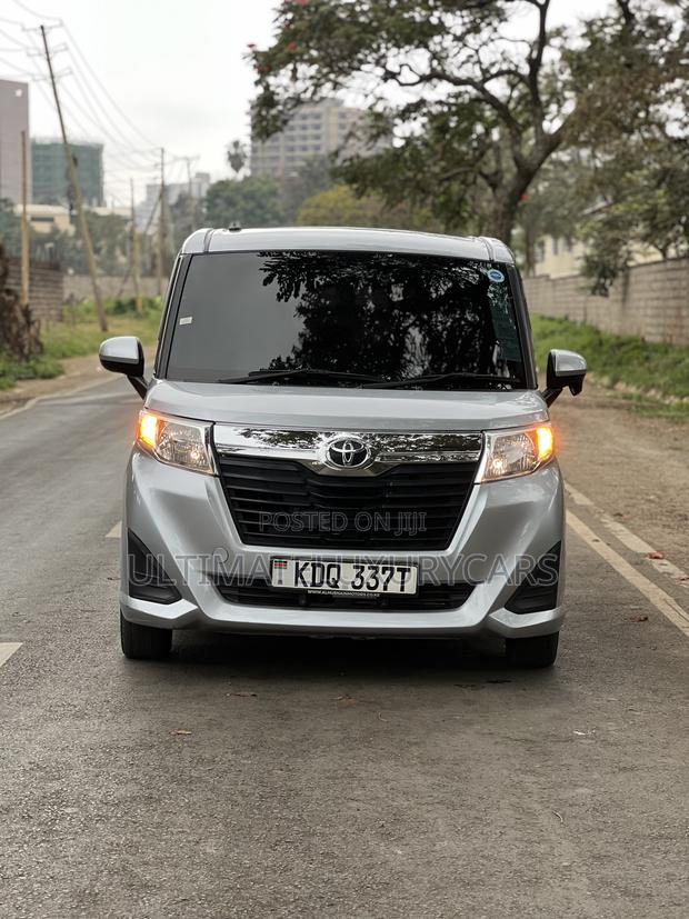 Toyota Pixis 2018 Silver