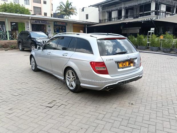 Mercedes-Benz C200 2012 Silver