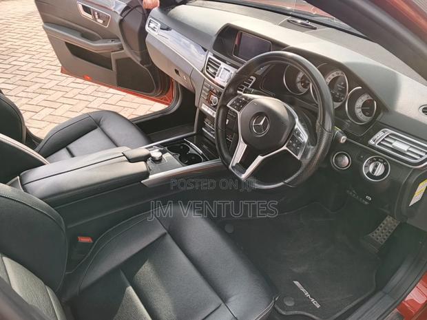 Mercedes-Benz E250 2017 Red